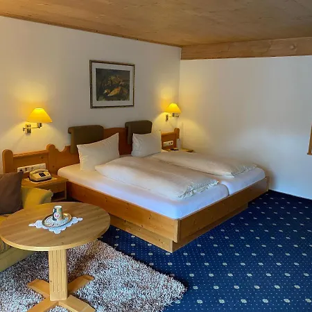 Kur- Und Haser Hotell 3*