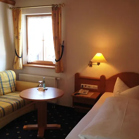 فندق Kur- Und Haser 3*