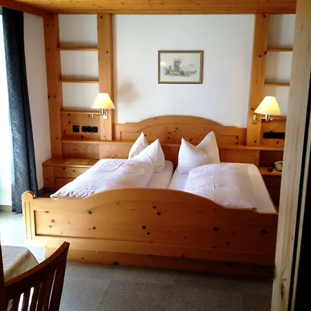 Kur- Und Haser Hotell 3*