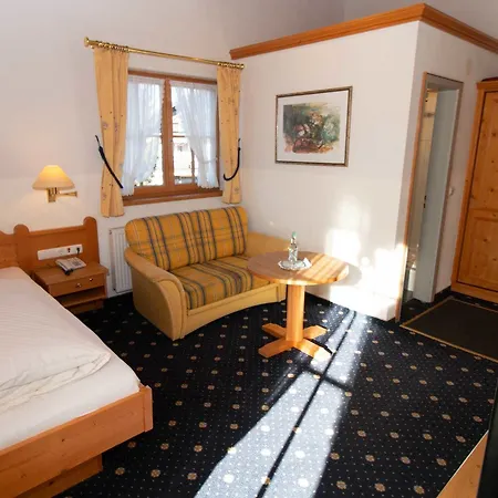 Kur- Und Haser Hotell 3*