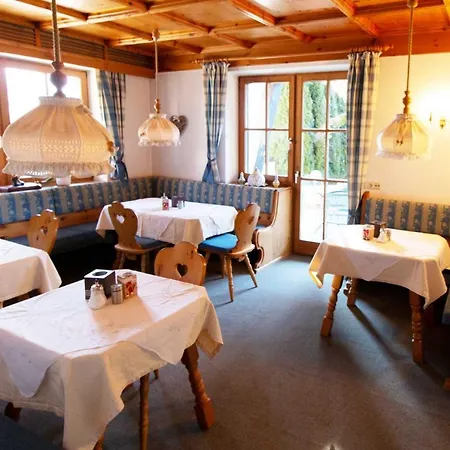 Hotel Kur- Und Haser 3*